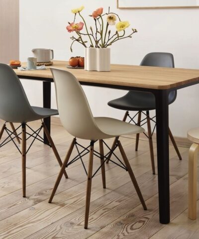 Eames DSW Chair Dining Table